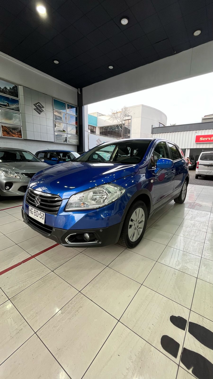 Suzuki SCROSS