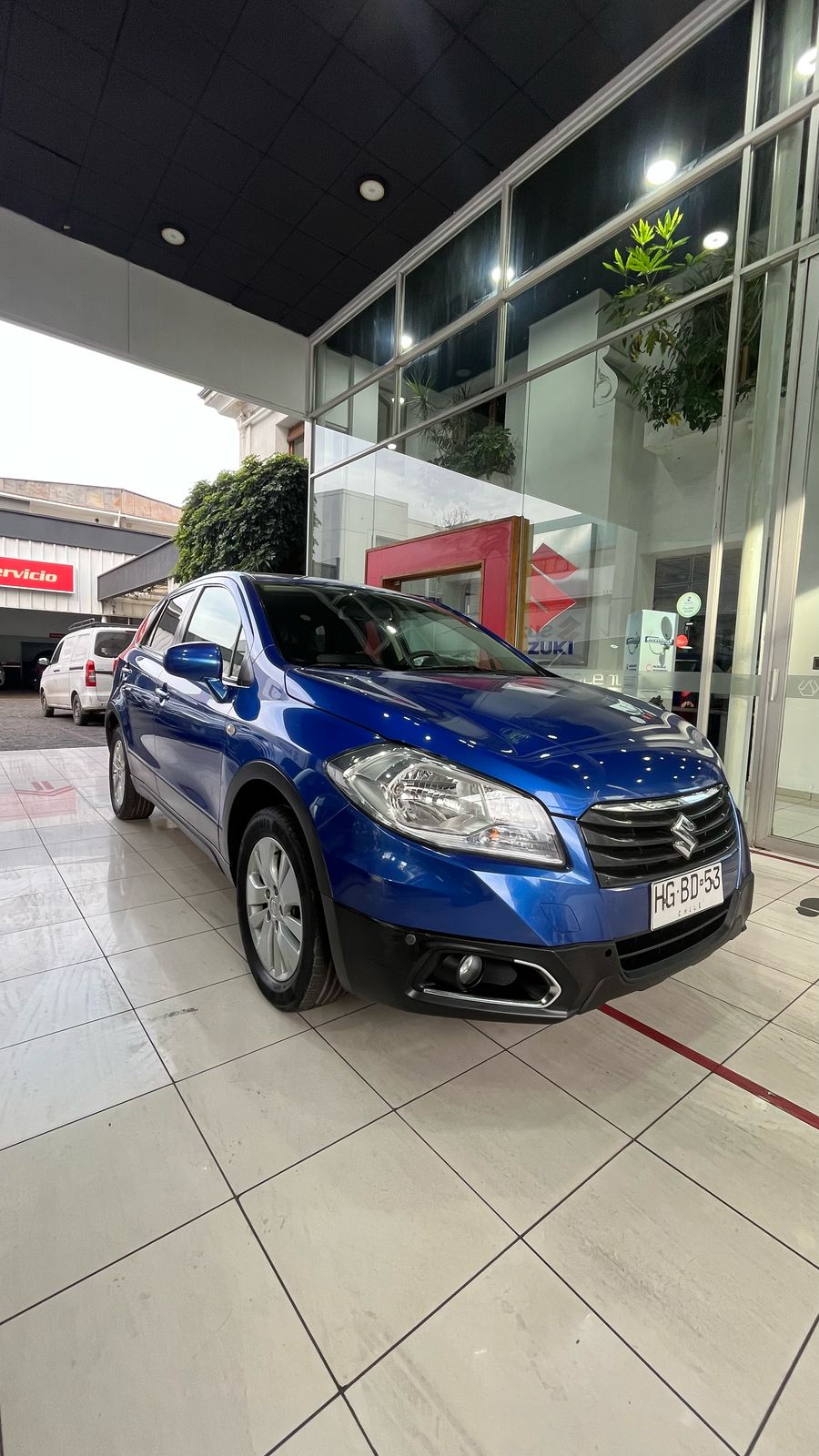 Suzuki SCROSS