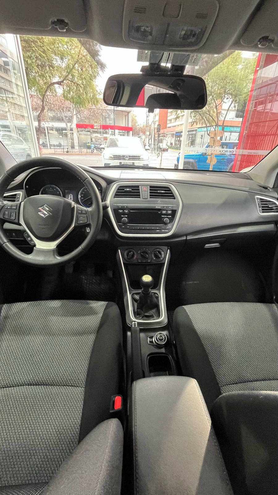 Suzuki SCROSS